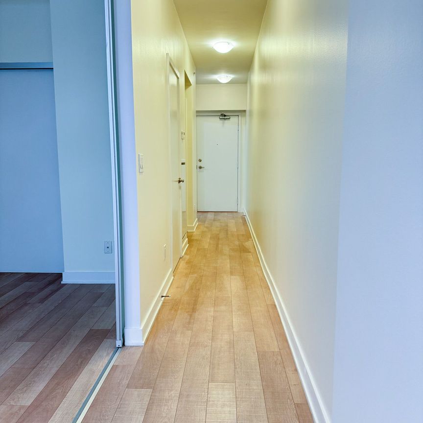 For Lease - 210 Simcoe Street Unit# 406, Toronto, Ontario - Photo 1