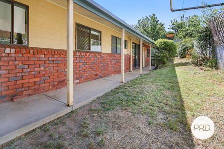 LOW-MAINTENANCE LIVING IN WEST ALBURY - Photo 5