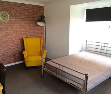 Studio Flat, Chaucer Drive, SE1 - Photo 4