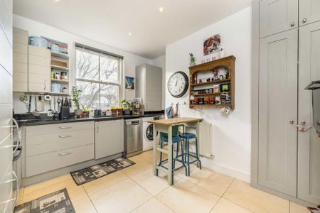 2 bedroom maisonette to rent - Photo 4