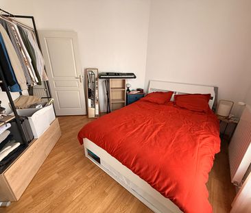 Location Appartement 2 pièces 47m² - Photo 3