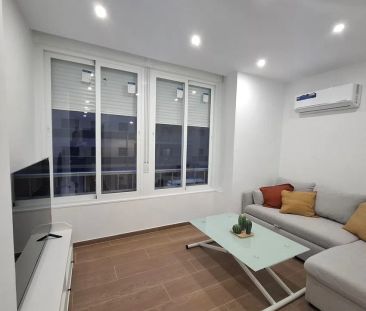 Alquiler de piso en Manantiales - Estación de Autobuses - Photo 2