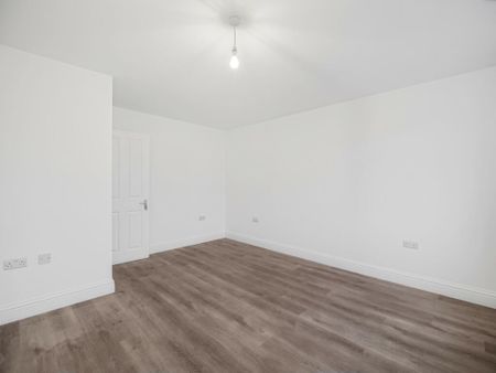 6 Bed Terraced House, Pennington Close, SE27 - Photo 4