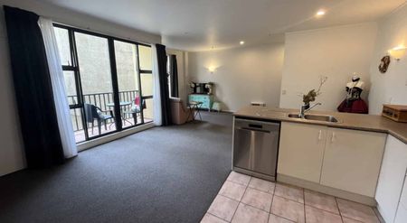 ONE BEDROOM APARTMENT - CENTRAL CITY - Photo 5