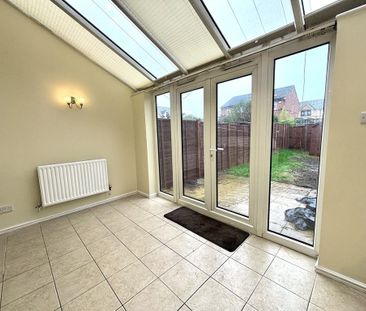 2 bedroom terraced house to rent - Photo 2