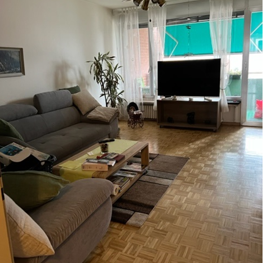 Geräumige 3.5 Zimmer-Wohnung mit Balkon - Photo 1