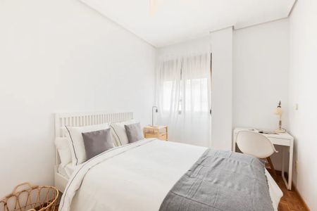 Carrer del Doctor Vila Barberà, Valencia, Valencian Community 46007 - Photo 3