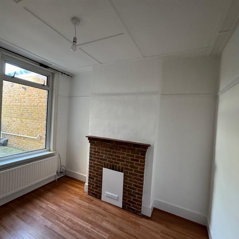 2 bedroom house to rent - Photo 1