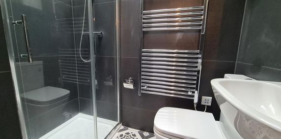 House share to rent - Photo 2