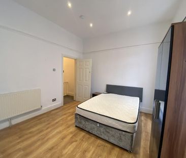 3 bedroom terraced house to rent - Photo 6
