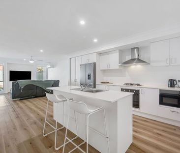 Modern, Low-Maintenance Living in a Peaceful Cul-de-Sac - Photo 4