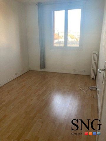 T3 AVEC BALCON + CAVE - Photo 2