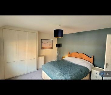 3 bedroom end of terrace house to rent - Photo 6