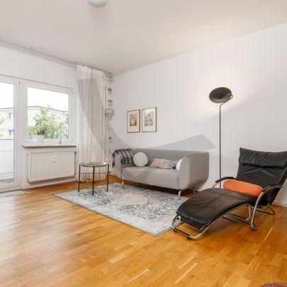 Mit Balkon & Grünblick - Photo 1