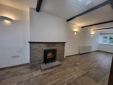 2 bedroom terraced house to rent - Photo 4