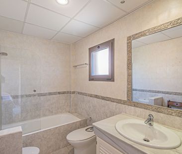 Penthouse · Hacienda Del Sol - Photo 2