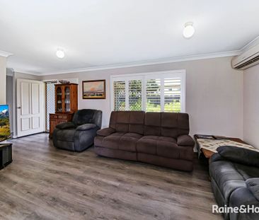 Spacious Family Retreat with Pool, Shed & Lifestyle Living in Pomona - Photo 2