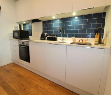 2 Bedroom Apartment To Let - Photo 5