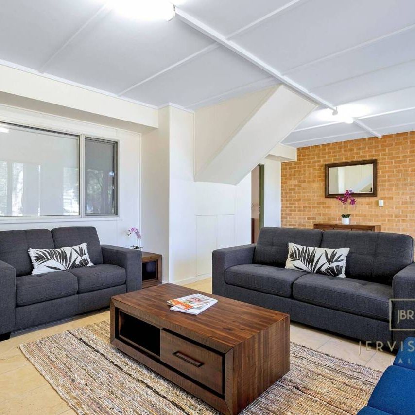 4 Bedroom Vincentia Home - Photo 1