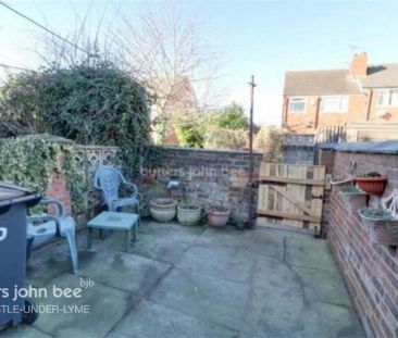 2 bedroom terraced house to rent - Photo 6