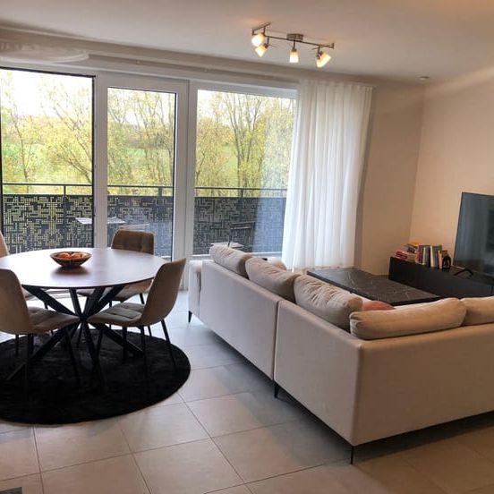 Appartement te huur - Photo 1