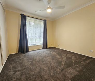 A Neat and Comfortable family residence near school and amenities - Photo 3