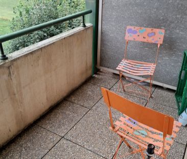 Studio disponible le 1.12 - Photo 4