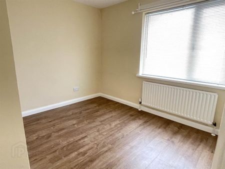 110 Stream Street, Downpatrick, BT30 6DF - Photo 5
