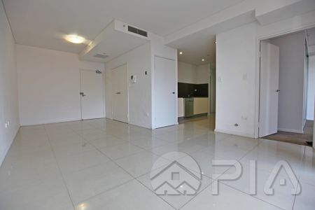 B608/25 John St MASCOT - Photo 2