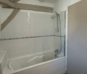 Location Appartement 3 pièces 75m² - Photo 3