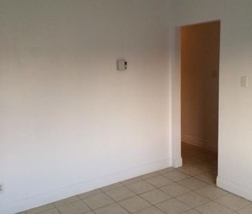 3 ½ Tétreaultville – Electros inclus - 1200$ - Photo 1