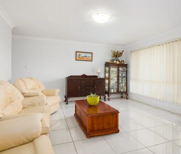 10 Hampshire Close, Heritage Park QLD 4118 - House For Rent | Domain - Photo 1