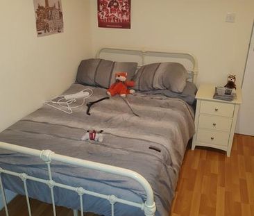 2 bedroom private hall to rent - Photo 5