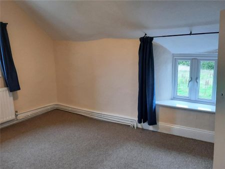 4 bedroom detached house to rent - Photo 4