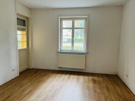 Geräumige 3-Zimmer-Wohnung freut sich auf Ihren Einzug - Photo 4