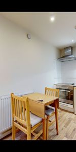 Studio Flat, London, NW2 - Photo 3