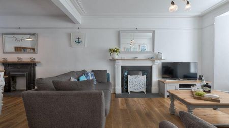 4 bedroom terraced house to rent - Photo 3