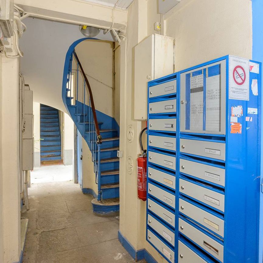 Logement à Paris, Location meublée - Studio T1 - Invalides (PA-3656) - Photo 1