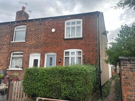 2 bedroom end of terrace house to rent - Photo 2