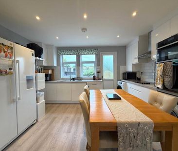 3 bedroom terraced house to rent - Photo 5