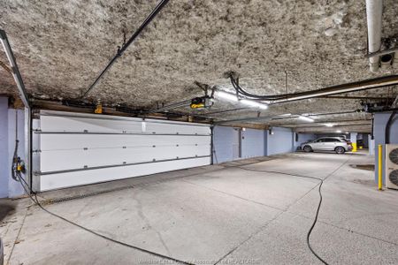 For Lease - 1500 OUELLETTE Unit# 401, Windsor, Ontario - Photo 4