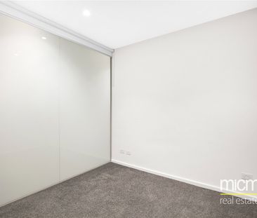 3304/618 Lonsdale Street - Photo 2