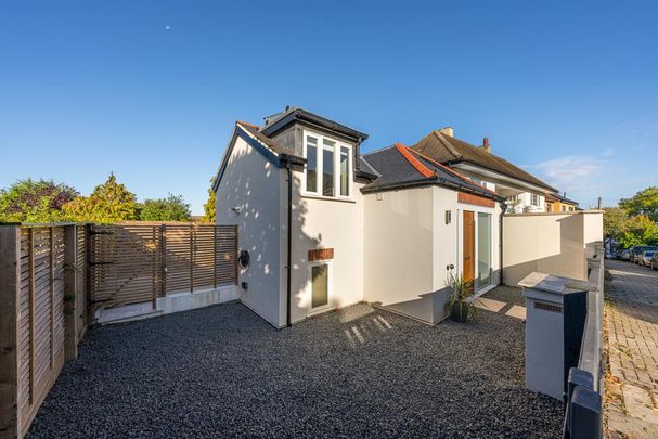 2 bedroom detached house to rent - Photo 1