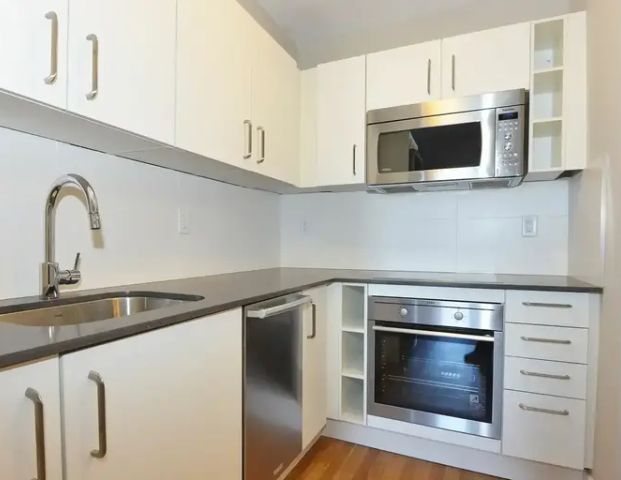 230 Oak Street | 230 Oak Street, Toronto - Photo 1
