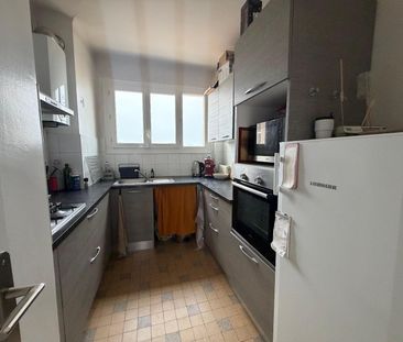 Location Appartement 3 pièces 58m² LYON 6ème - Photo 4