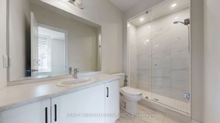 For Lease - 2421 Irene Crescent, Oakville, Ontario - Photo 3