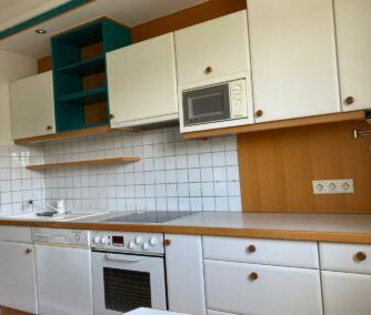 Thermisch sanierte 3 Zimmer Wohnung mit Loggia und Lift. - Photo 4