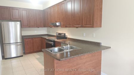 For Lease - 53 Littleriver Court, Vaughan, Ontario - Photo 5