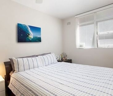 Collaroy, 4/11 Frazer Street - Photo 1