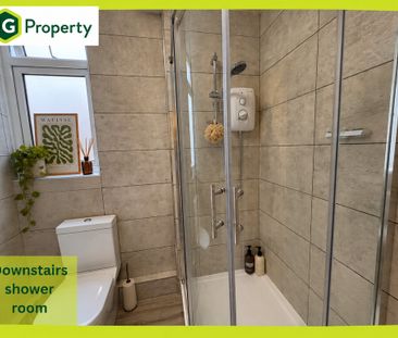 East Parade, Heworth - P2115 - Photo 3